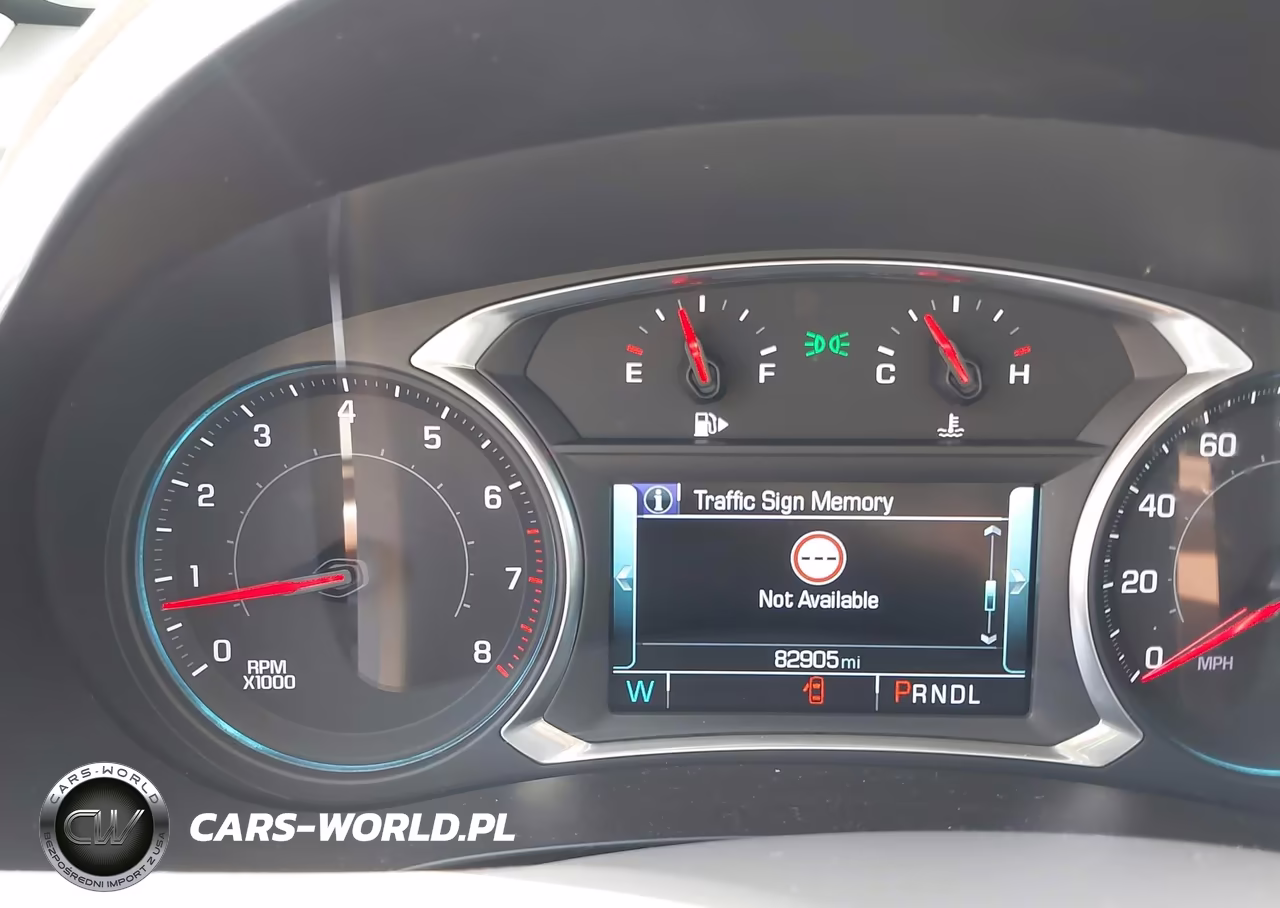 2018 Chevrolet Malibu Premier VIN:1G1ZE5SX3JF261954 - 7