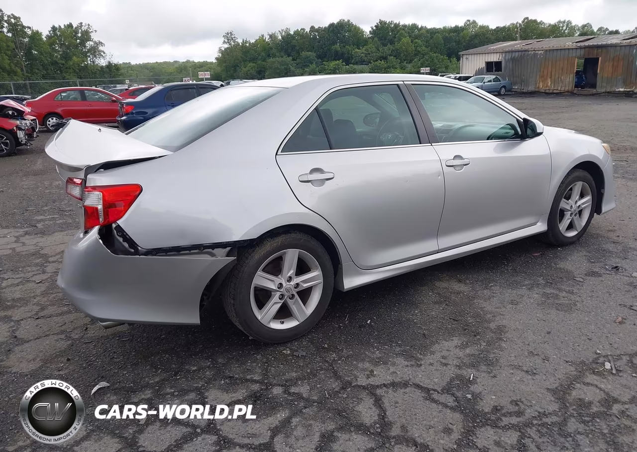 2012 Toyota Camry Se VIN:4T1BF1FK4CU161417 - 4