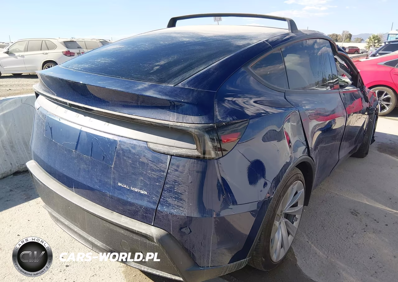 2026 Tesla Model Y All-Wheel Drive-Long Range Launch Series-Premium All-Wheel Drive VIN:7SAYGDEE8TF454841 - 4