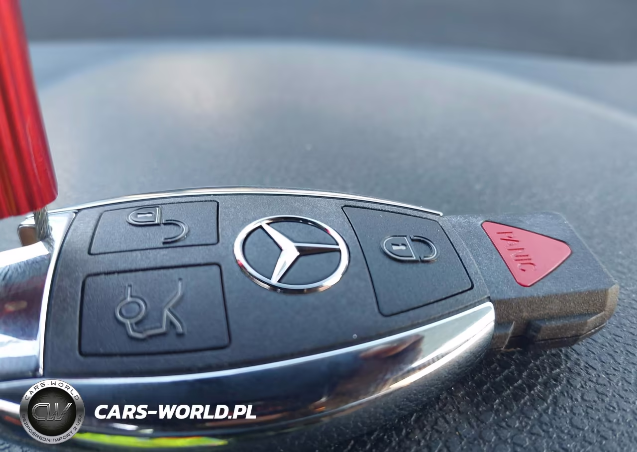2011 Mercedes-Benz C 300 Sport VIN:WDDGF5EB0BR142079 - 11