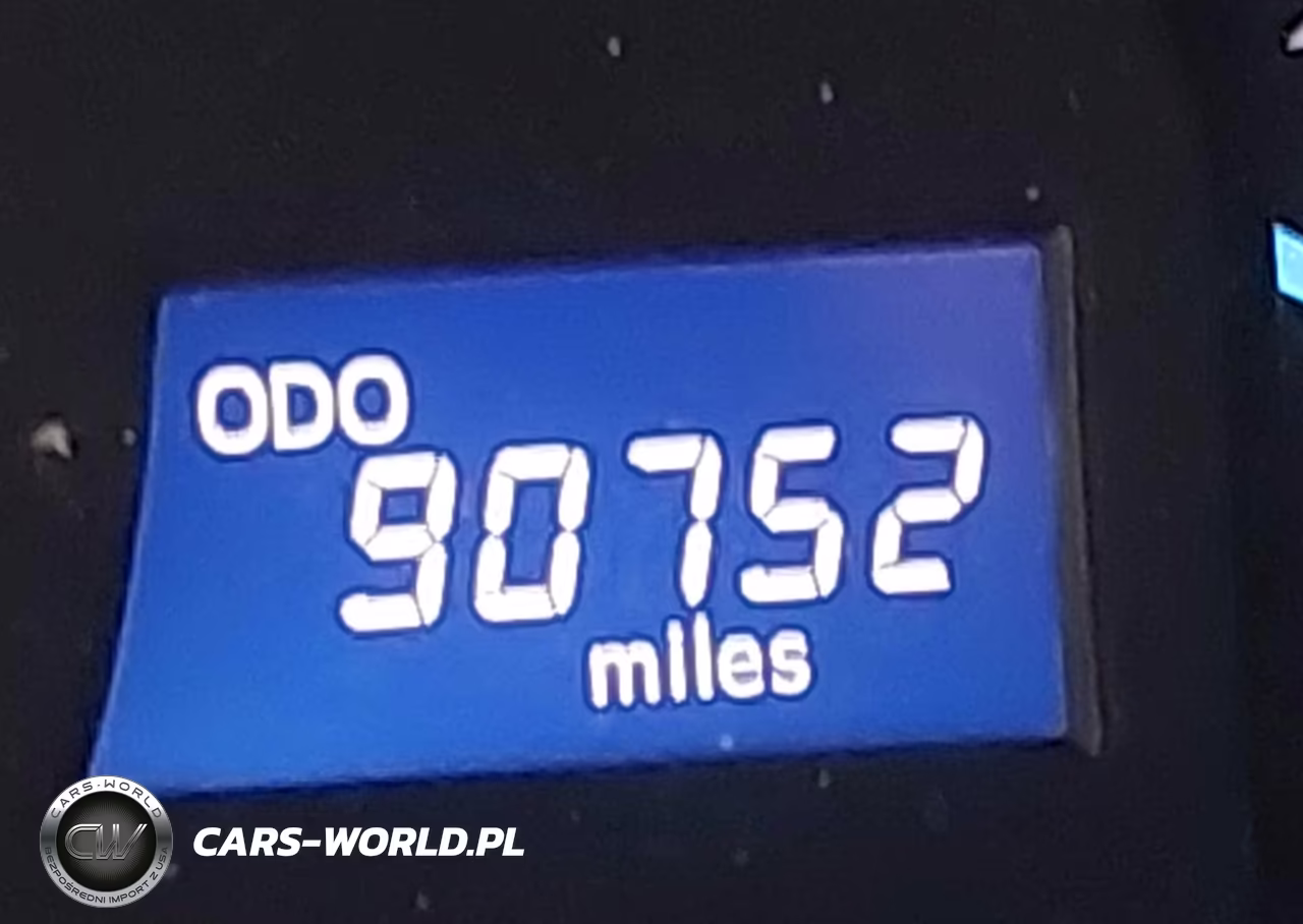 2015 Toyota Camry Le VIN:4T1BF1FK3FU949366 - 15