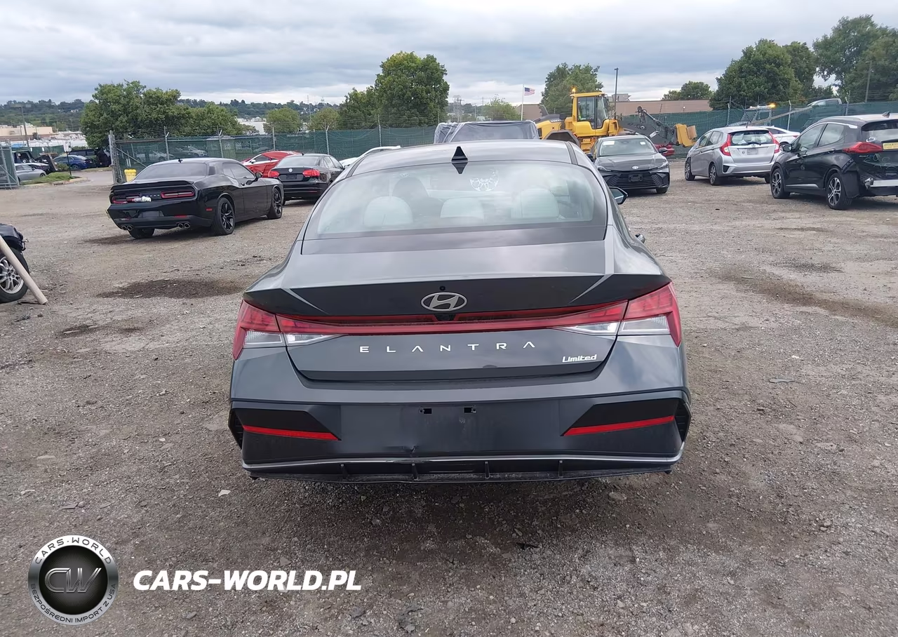 2025 Hyundai Elantra Limited VIN:KMHLP4DG6SU896383 - 16
