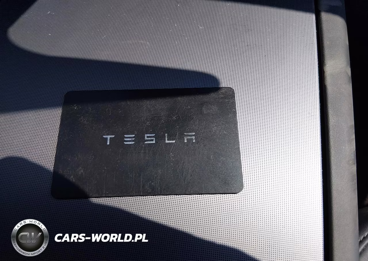 2026 Tesla Model Y All-Wheel Drive-Long Range Launch Series-Premium All-Wheel Drive VIN:7SAYGDEE3TF520275 - 11