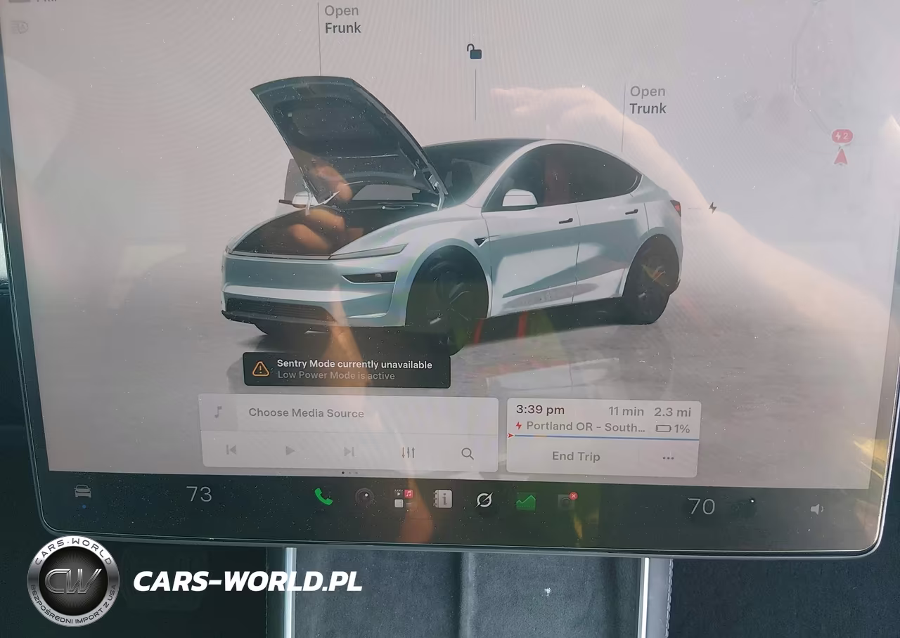 2026 Tesla Model Y All-Wheel Drive-Long Range Launch Series-Premium All-Wheel Drive VIN:7SAYGDEE3TF520275 - 18