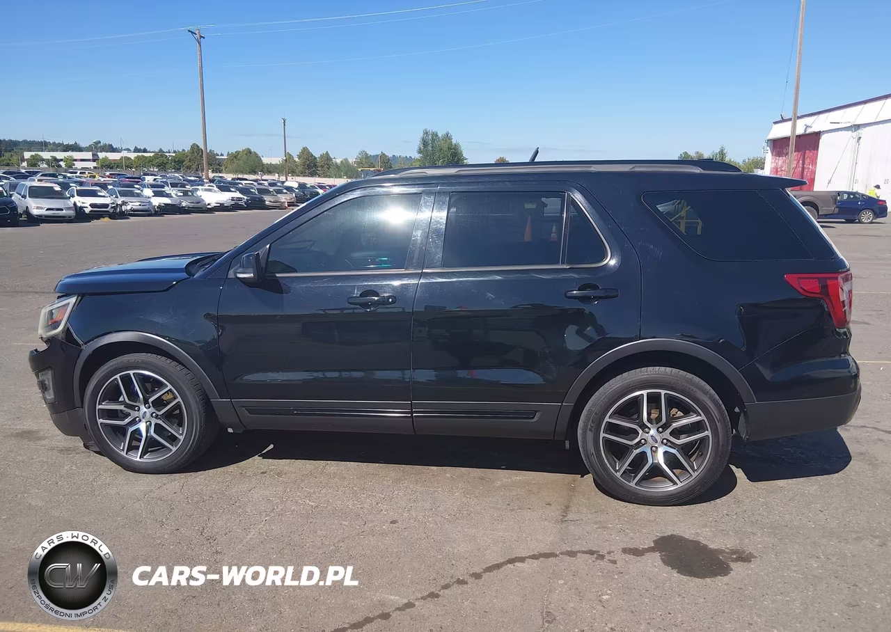 2016 Ford Explorer Sport VIN:1FM5K8GT5GGA70850 - 14