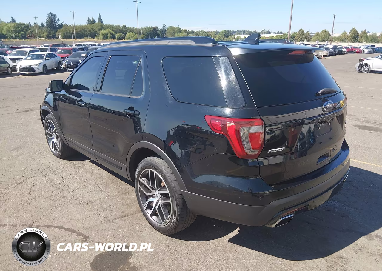 2016 Ford Explorer Sport VIN:1FM5K8GT5GGA70850 - 3