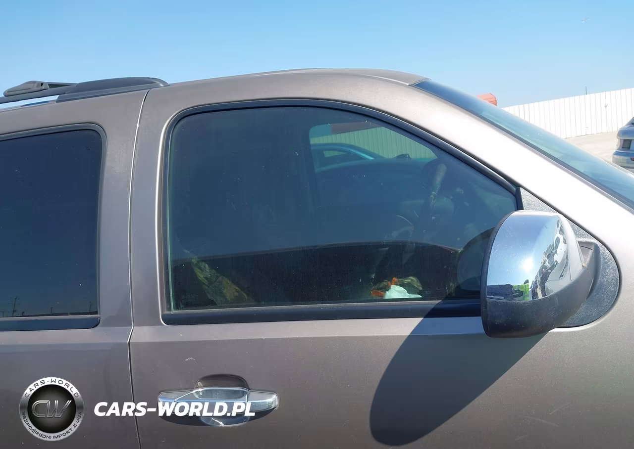 2013 Chevrolet Tahoe Ltz VIN:1GNSCCE07DR344735 - 13