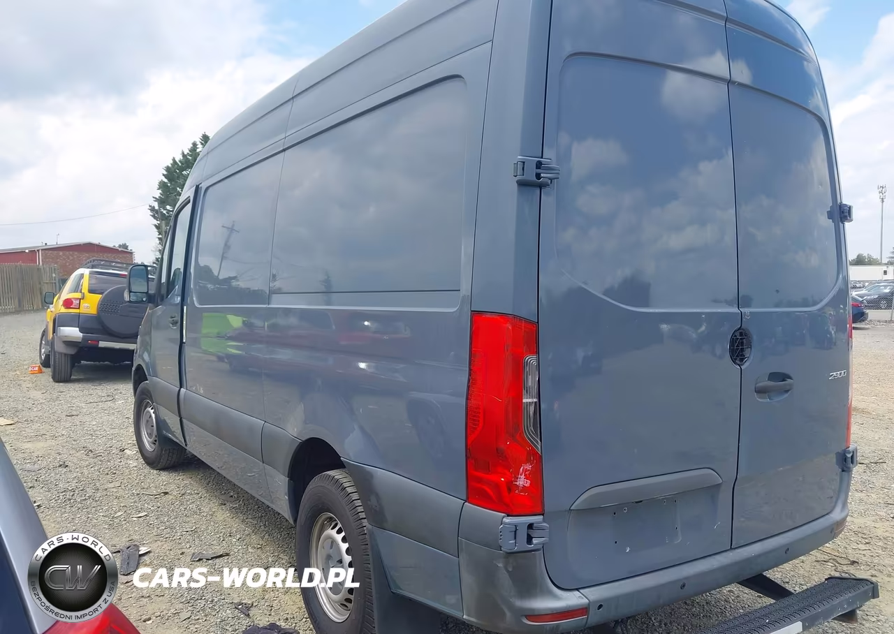 2019 Mercedes-Benz Sprinter 2500 High Roof V6 VIN:WD4PF0CD7KP092851 - 3