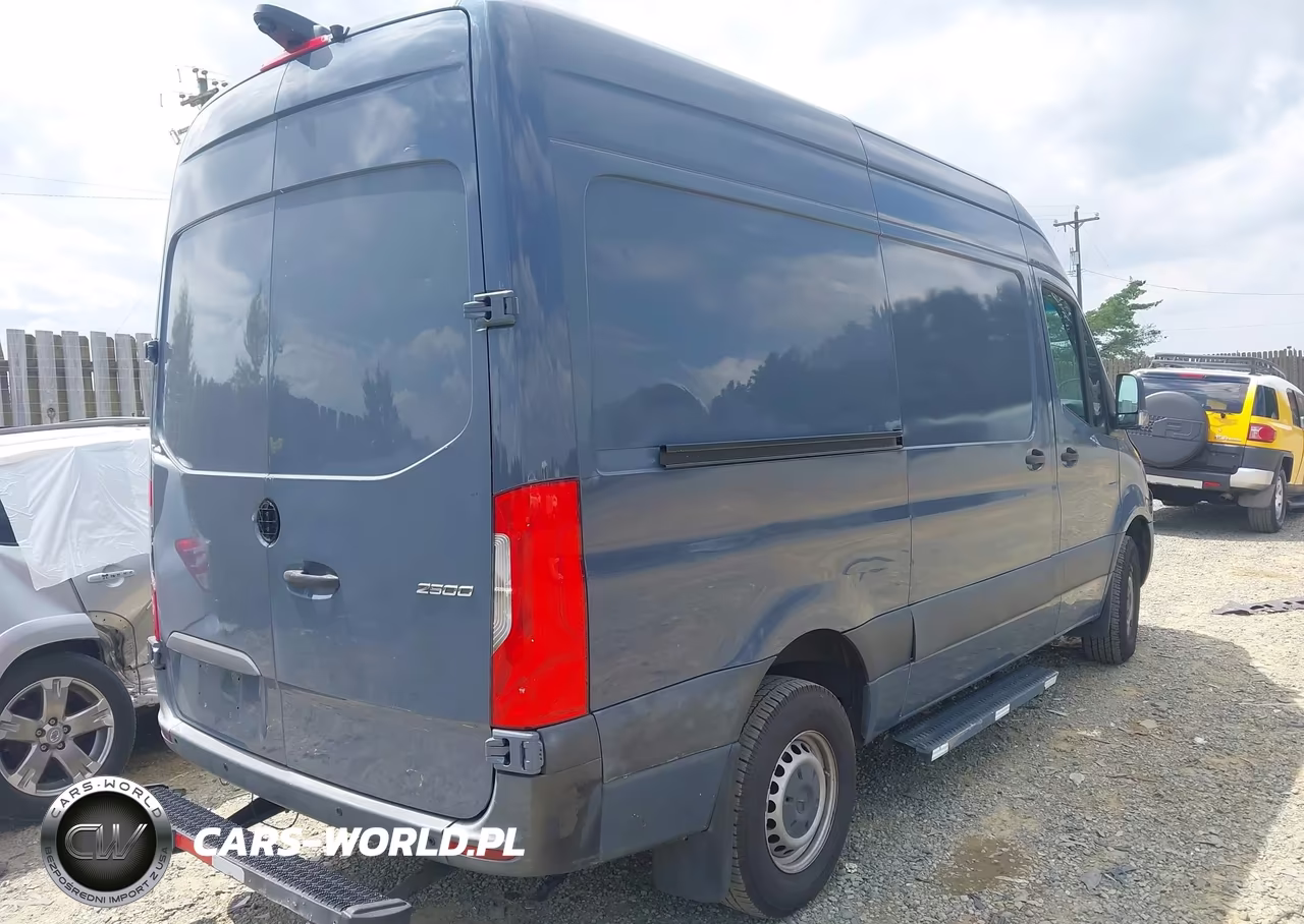 2019 Mercedes-Benz Sprinter 2500 High Roof V6 VIN:WD4PF0CD7KP092851 - 4