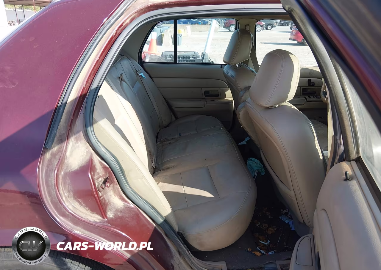2004 Ford Crown Victoria Lx VIN:2FAFP74WX4X168268 - 8