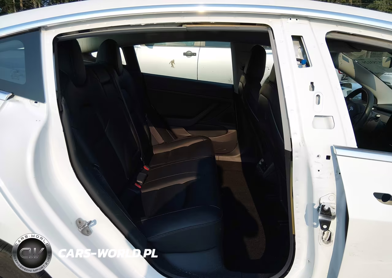 2020 Tesla Model 3 Long Range Dual Motor All-Wheel Drive VIN:5YJ3E1EB5LF650284 - 21