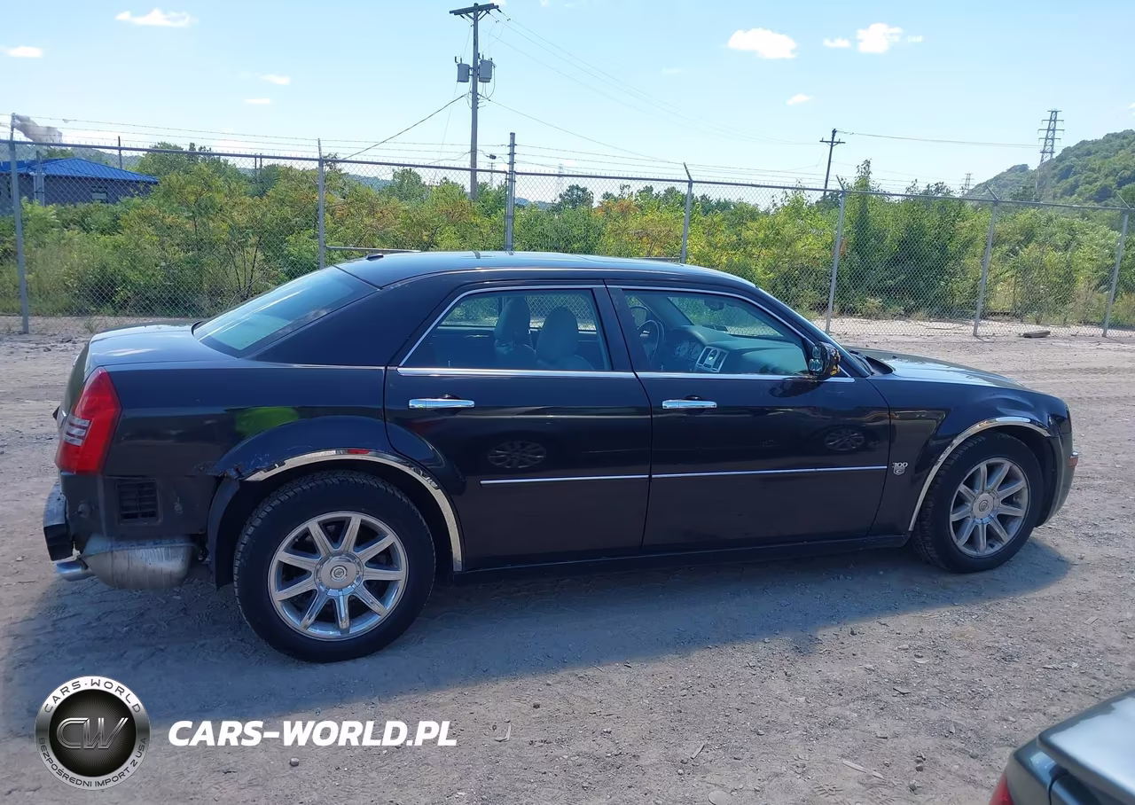 2007 Chrysler 300C VIN:2C3KA63H27H811190 - 13