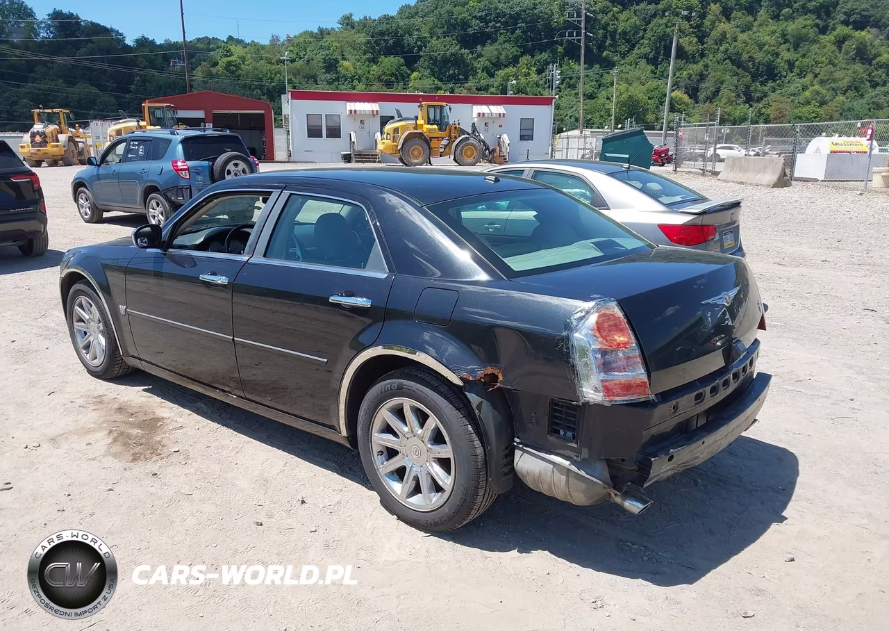 2007 Chrysler 300C VIN:2C3KA63H27H811190 - 3