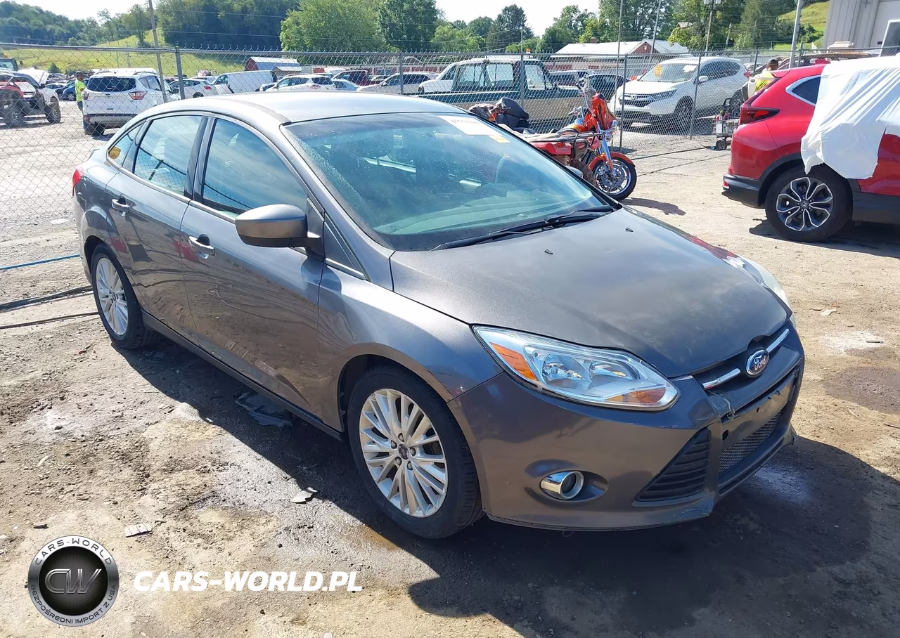 2012 Ford Focus Se VIN:1FAHP3F24CL413816 - 1