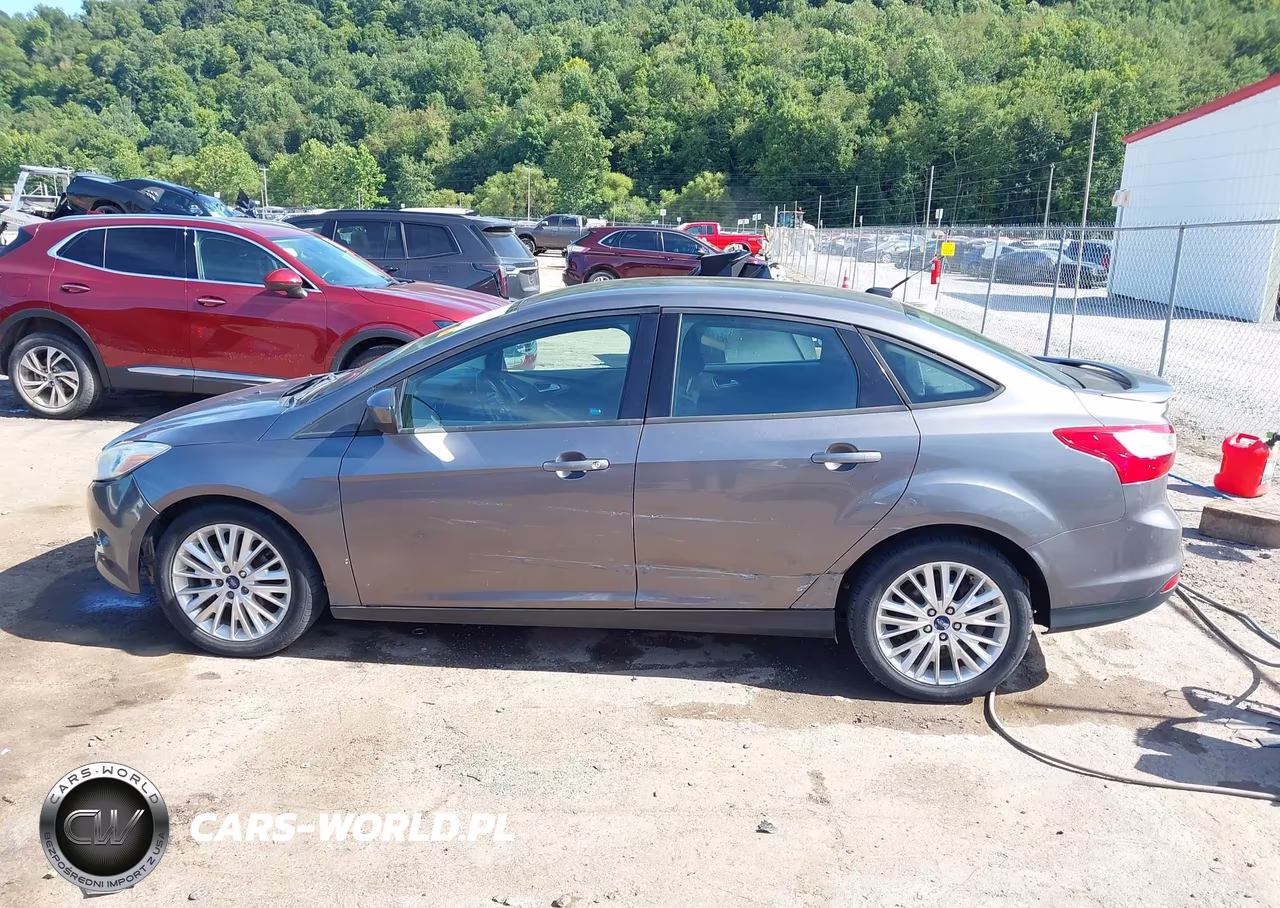 2012 Ford Focus Se VIN:1FAHP3F24CL413816 - 14