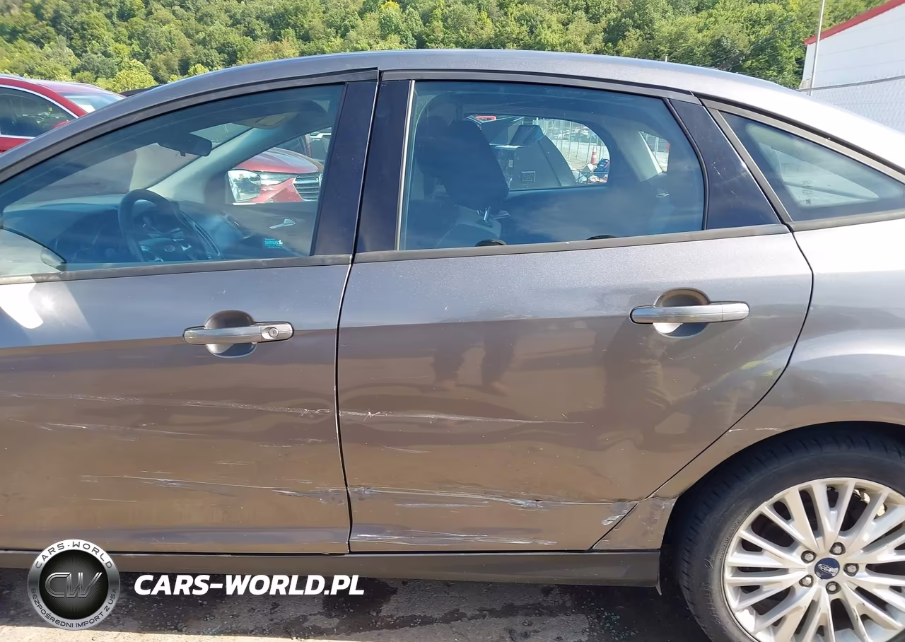 2012 Ford Focus Se VIN:1FAHP3F24CL413816 - 17