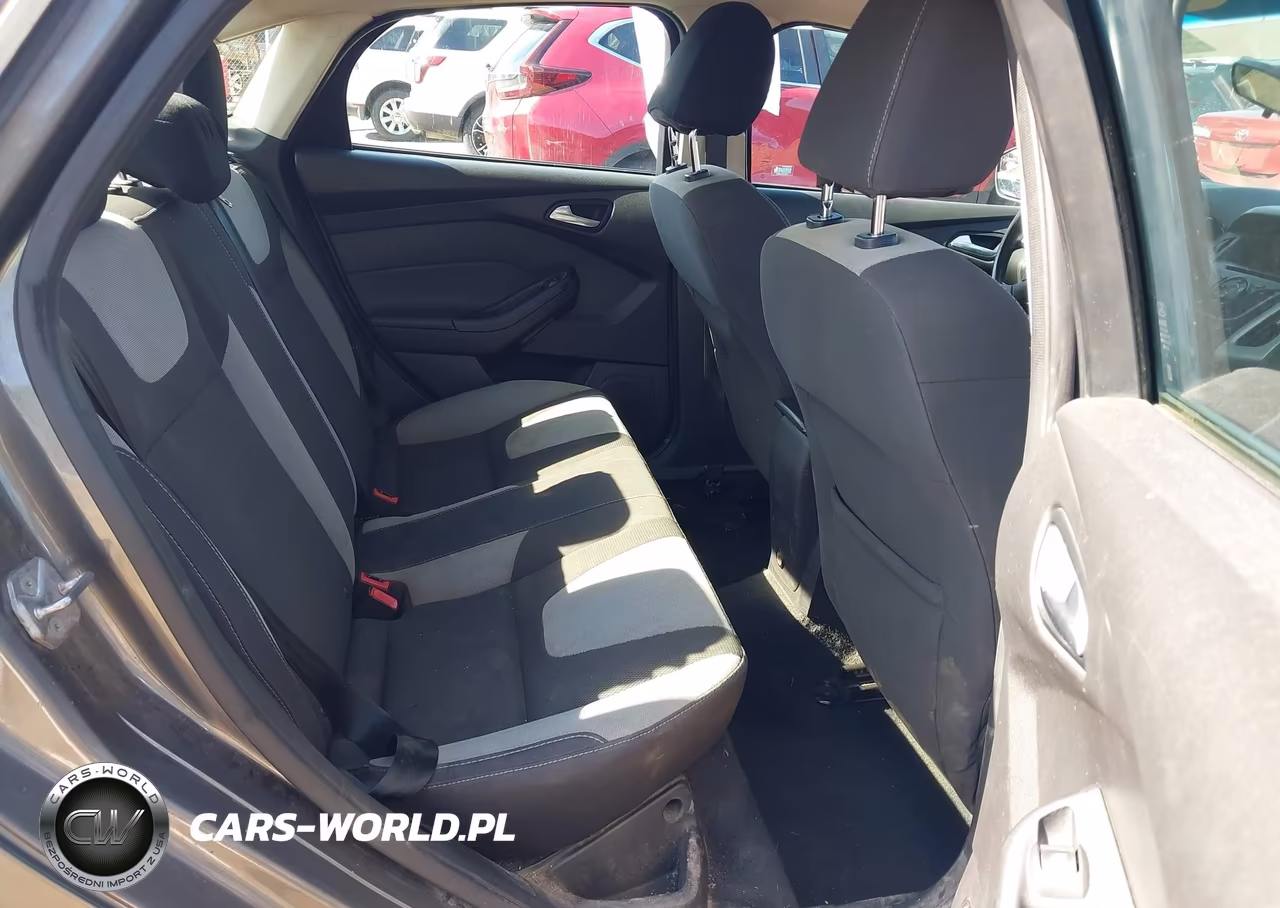 2012 Ford Focus Se VIN:1FAHP3F24CL413816 - 8