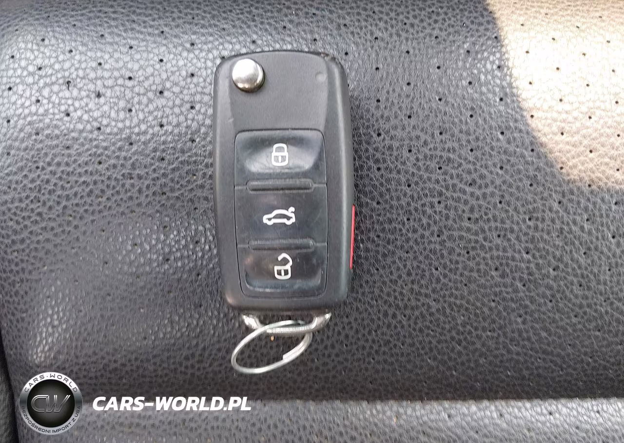 2016 Volkswagen Tiguan S VIN:WVGAV7AX5GW586448 - 11