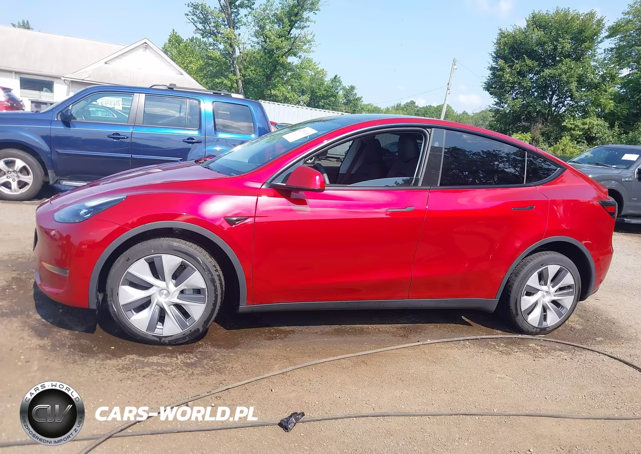 2024 Tesla Model Y Long Range Dual Motor All-Wheel Drive VIN:7SAYGDEE1RA260951 - 14