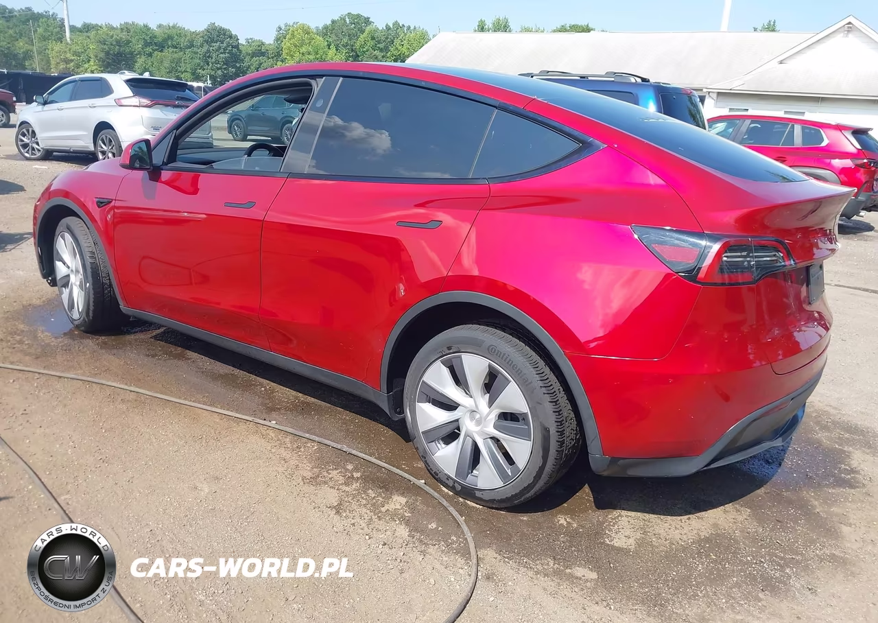 2024 Tesla Model Y Long Range Dual Motor All-Wheel Drive VIN:7SAYGDEE1RA260951 - 3