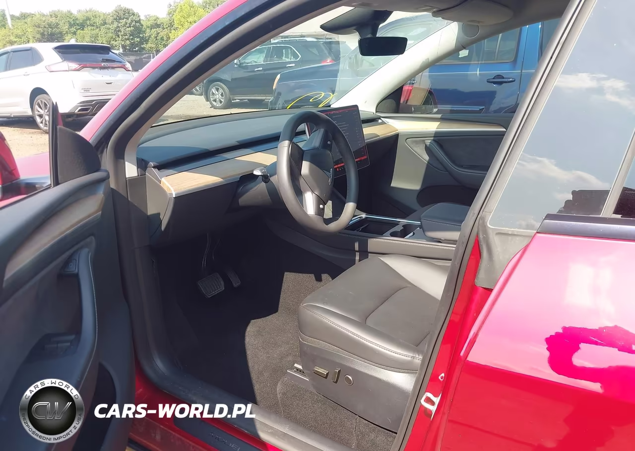 2024 Tesla Model Y Long Range Dual Motor All-Wheel Drive VIN:7SAYGDEE1RA260951 - 5