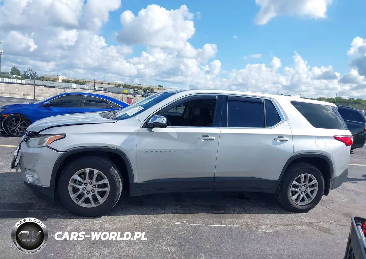 2018 Chevrolet Traverse Ls VIN:1GNERFKW3JJ109796 - 14