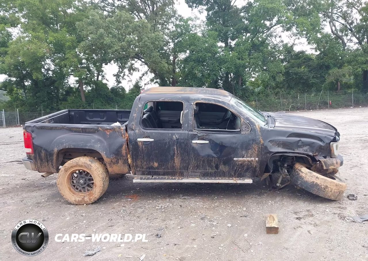 2008 GMC Sierra 1500 Work Truck VIN:2GTEC13C281203089 - 13