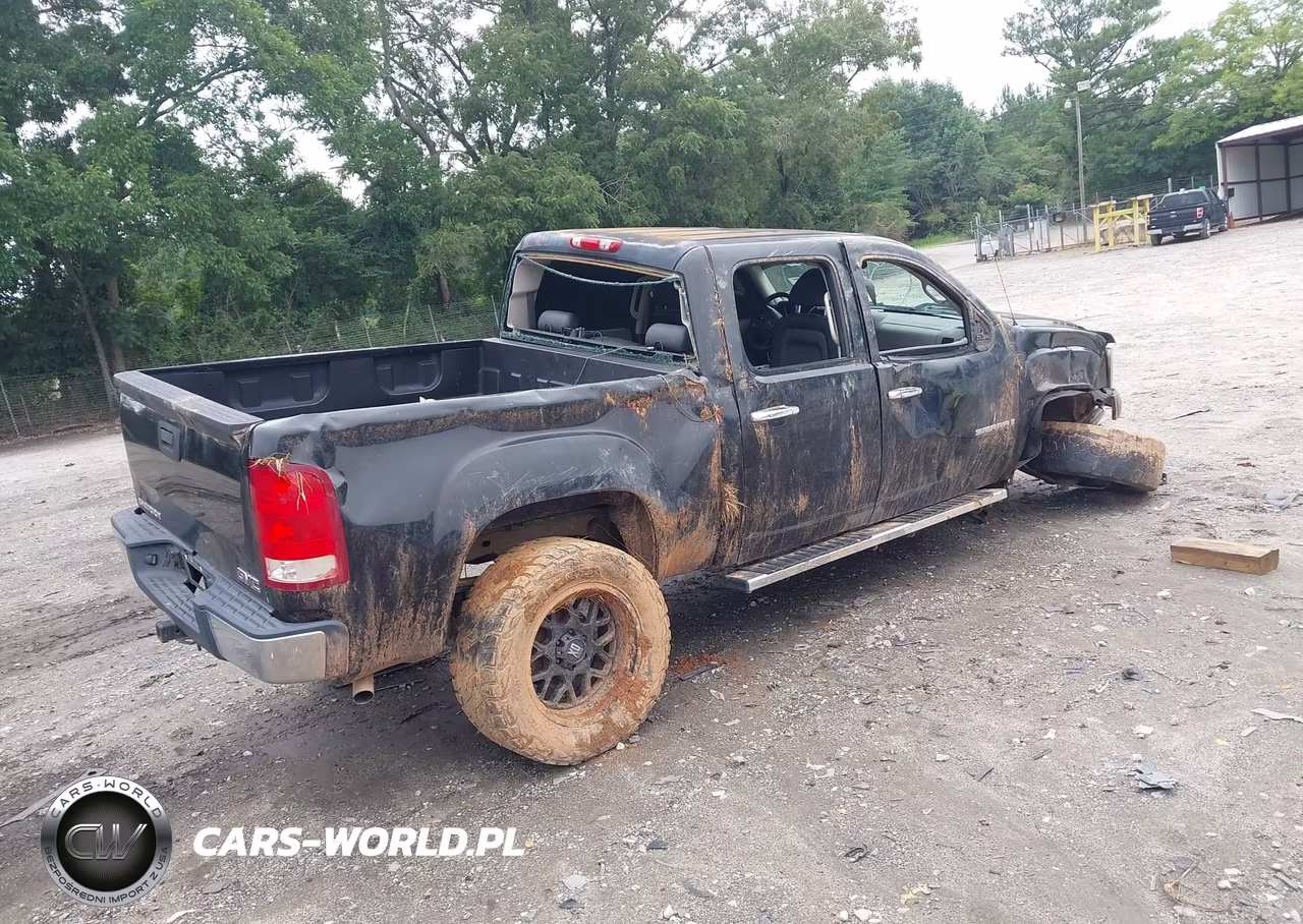 2008 GMC Sierra 1500 Work Truck VIN:2GTEC13C281203089 - 4