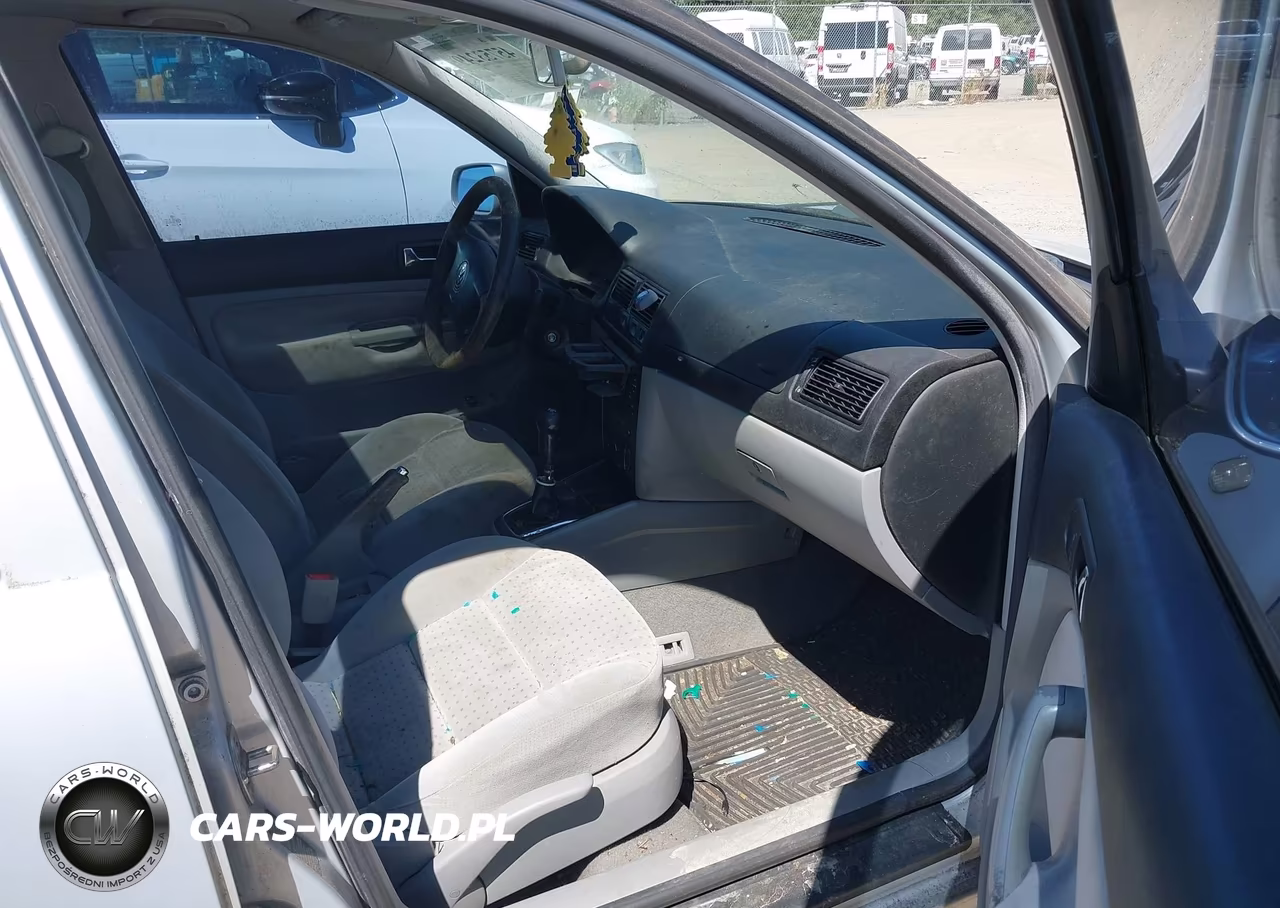 2000 Volkswagen Golf Gls VIN:WVWGA21J0YW515832 - 5