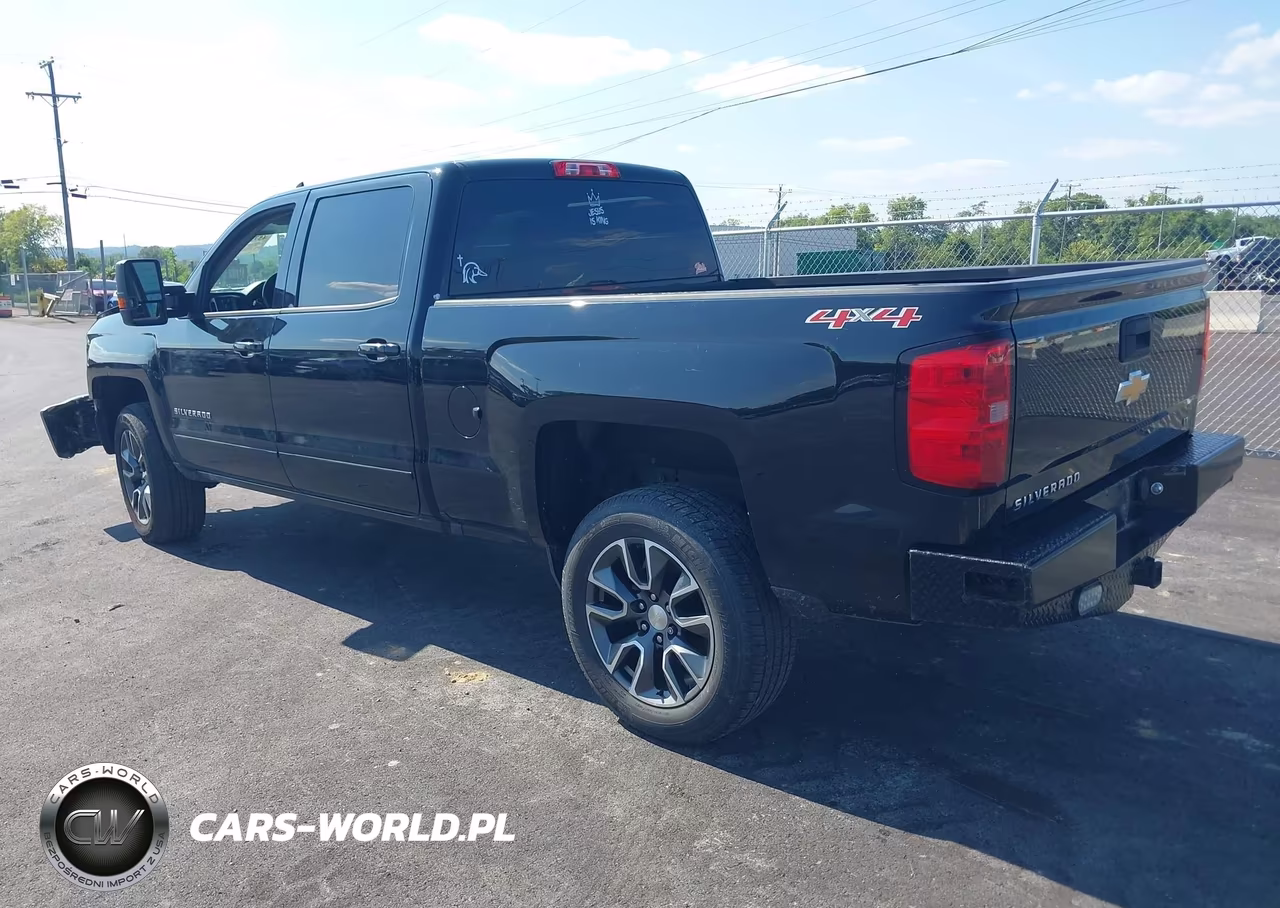 2017 Chevrolet Silverado 1500 Lt VIN:3GCUKREC9HG358269 - 3