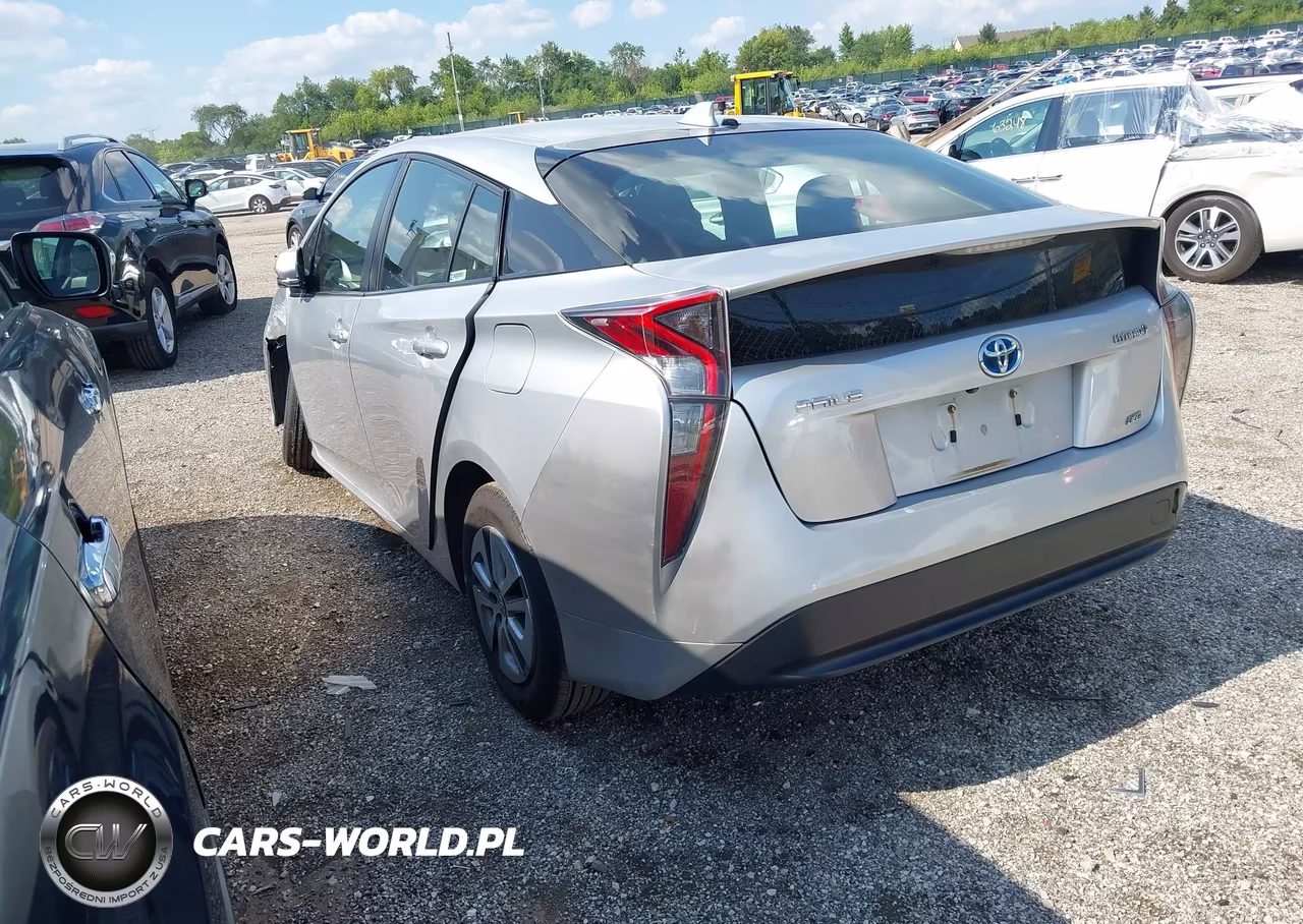 2018 Toyota Prius Two Eco VIN:JTDKARFU4J3545428 - 3