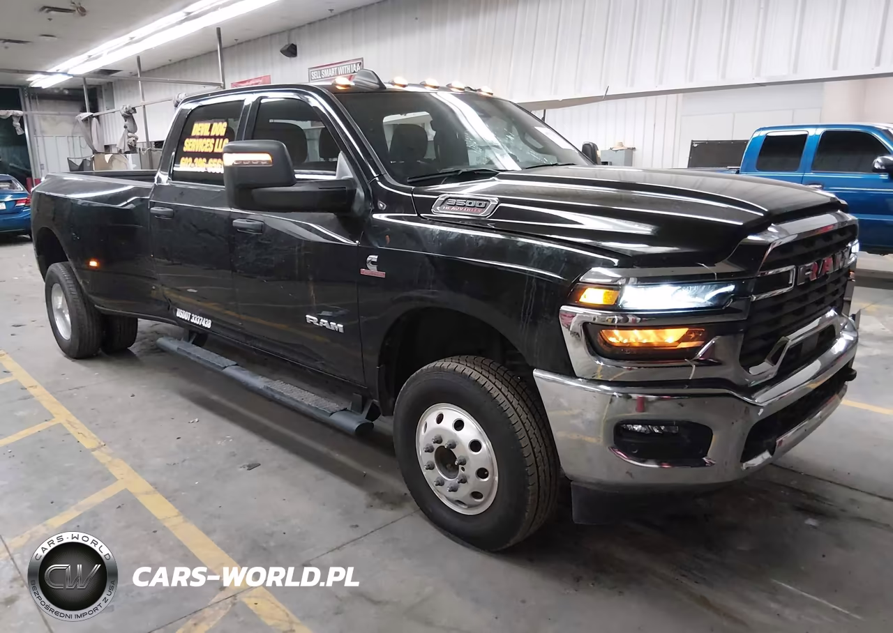 2025 Ram 3500 Big Horn 4X4 8' Box – zdjęcie 1 z 15
