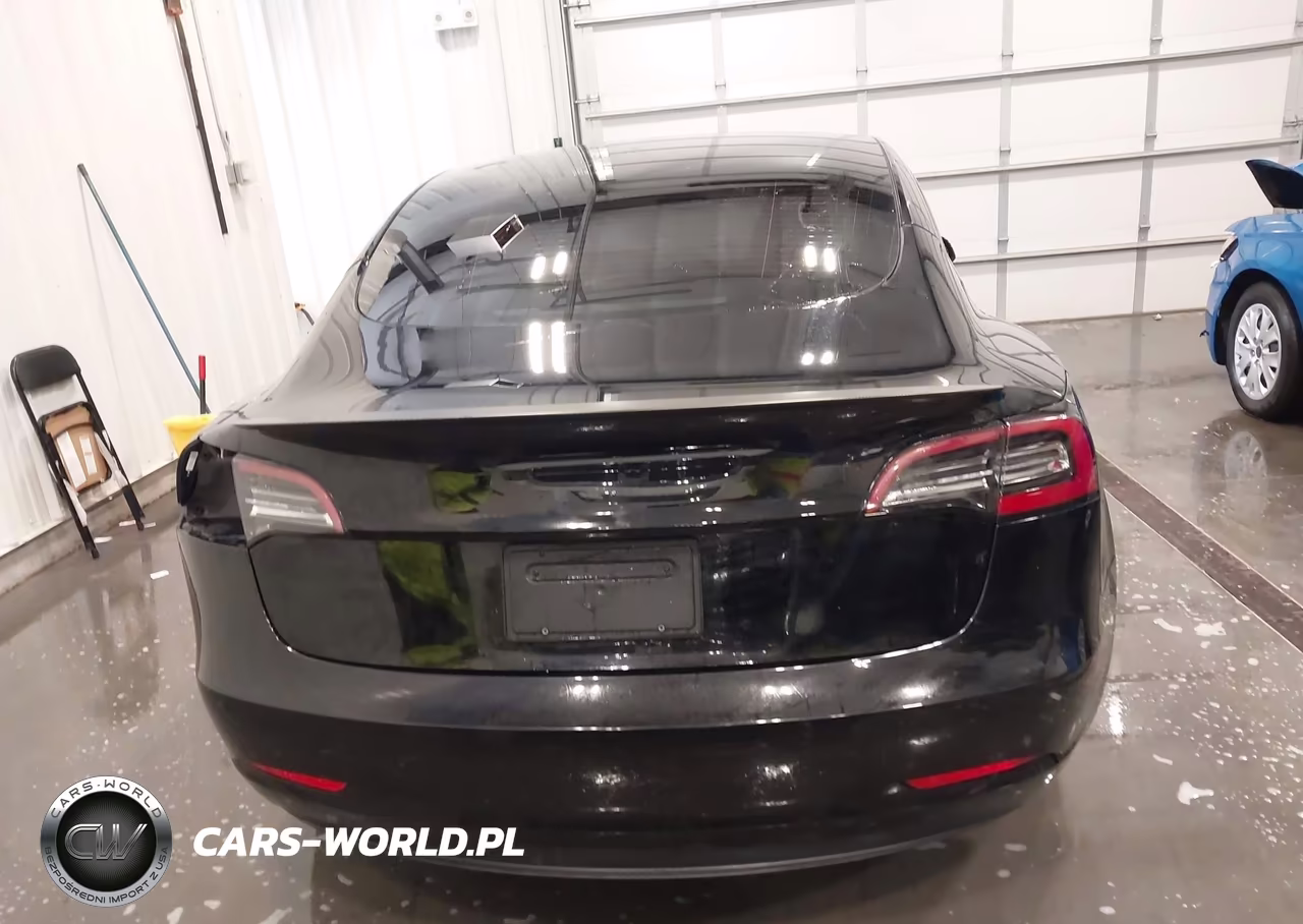 2022 Tesla Model 3 Performance Dual Motor All-Wheel Drive VIN:5YJ3E1EC3NF331803 - 17