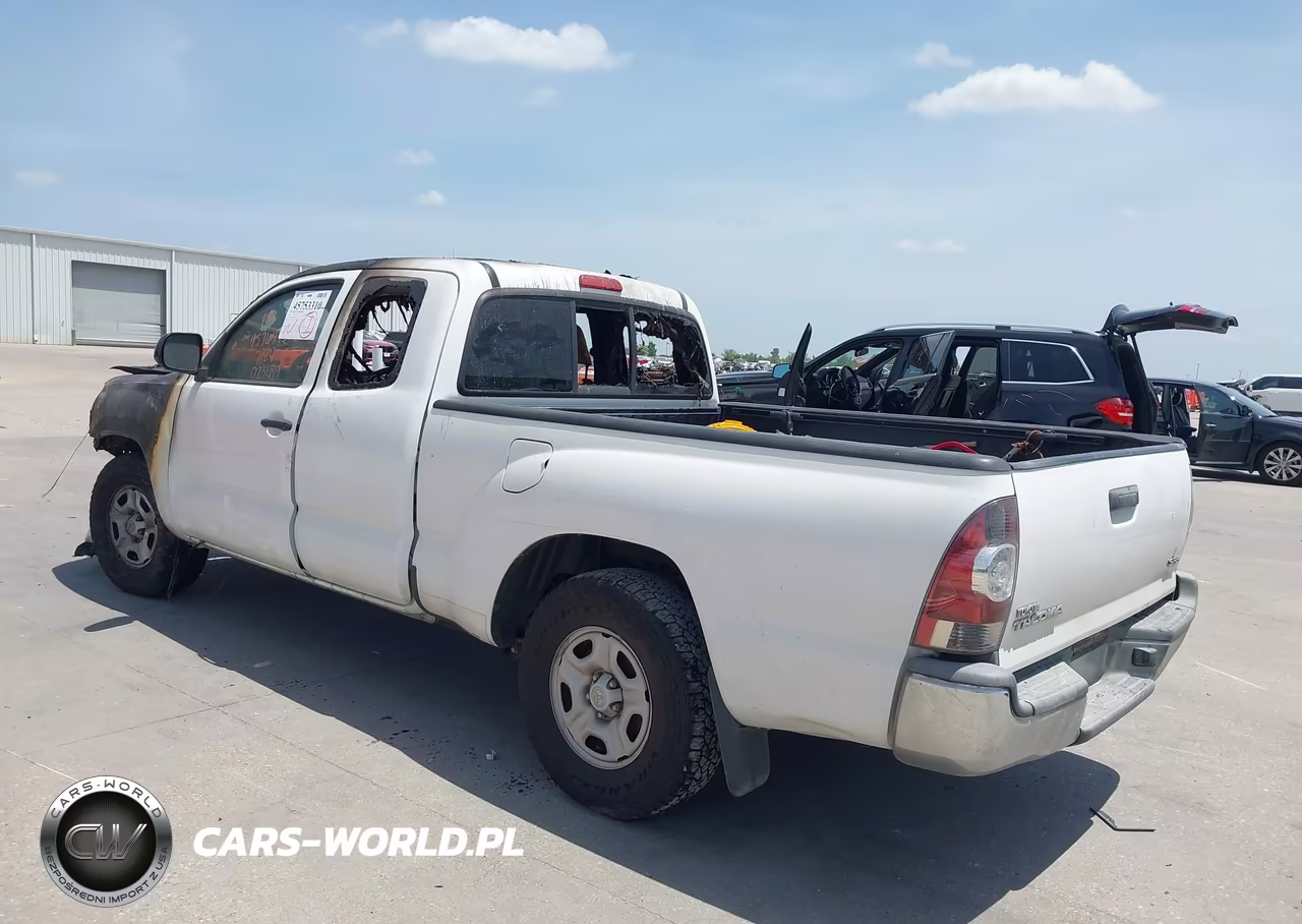 2013 Toyota Tacoma VIN:5TFTX4CN9DX023619 - 3