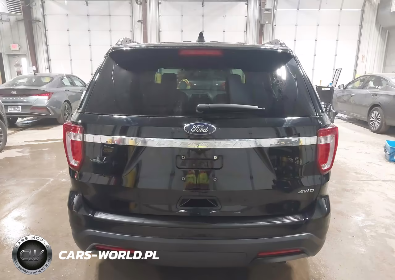 2018 Ford Explorer VIN:1FM5K8B80JGC45466 - 16