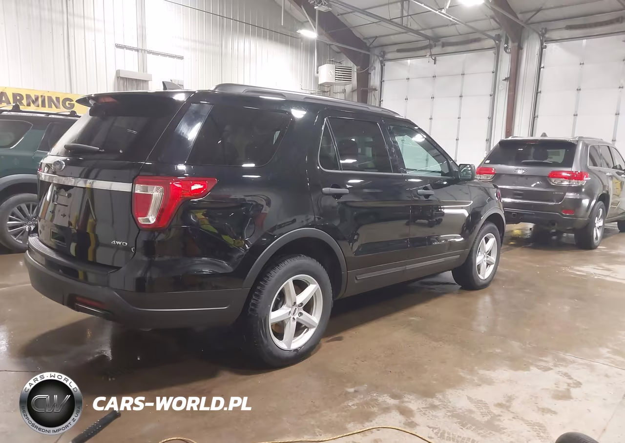 2018 Ford Explorer VIN:1FM5K8B80JGC45466 - 4