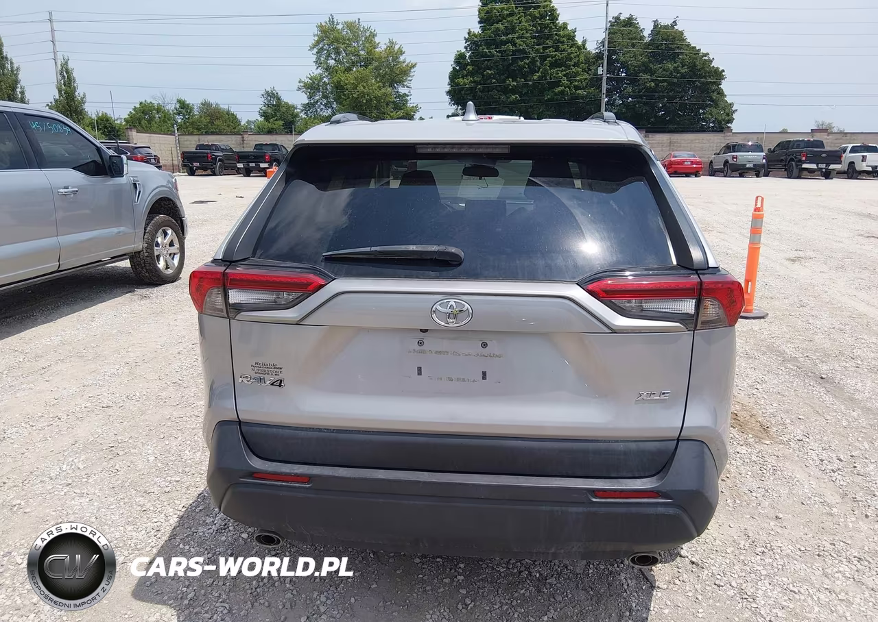2021 Toyota Rav4 Xle VIN:2T3W1RFVXMW150990 - 17