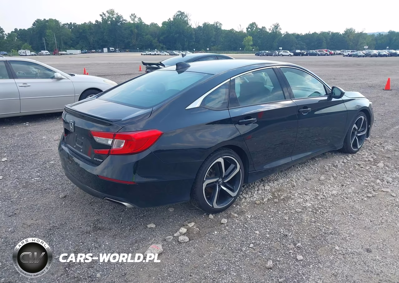 2018 Honda Accord Sport VIN:1HGCV1F34JA256368 - 4
