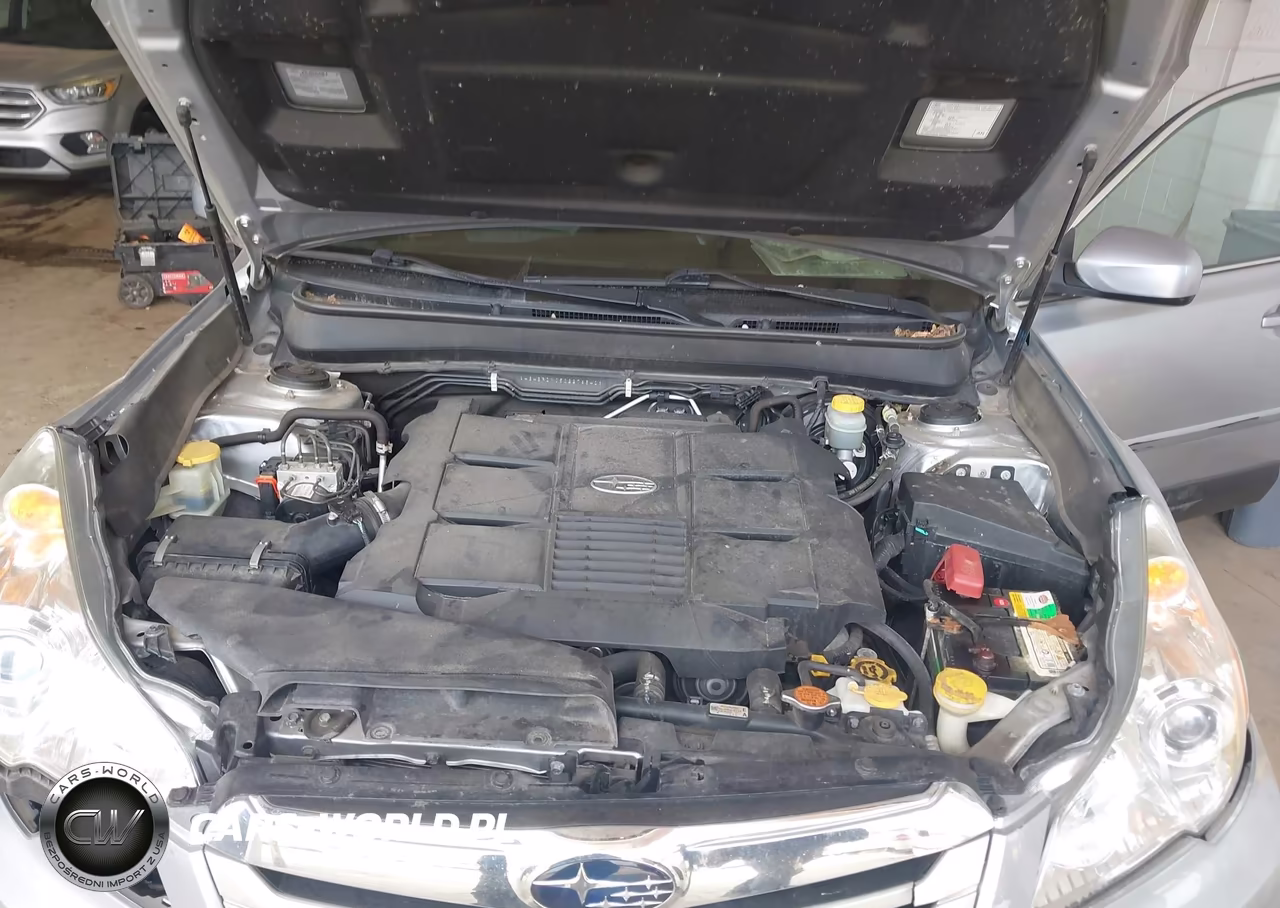 2012 Subaru Outback 3.6R Limited VIN:4S4BRDKC5C2276840 - 10