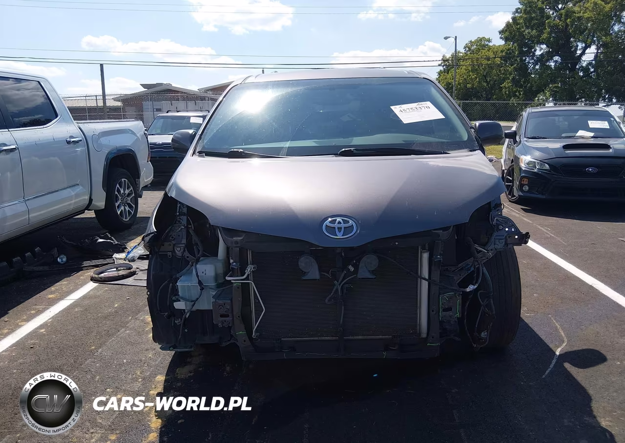 2015 Toyota Sienna Se 8 Passenger-Se Premium 8 Passenger VIN:5TDXK3DC5FS595917 - 6