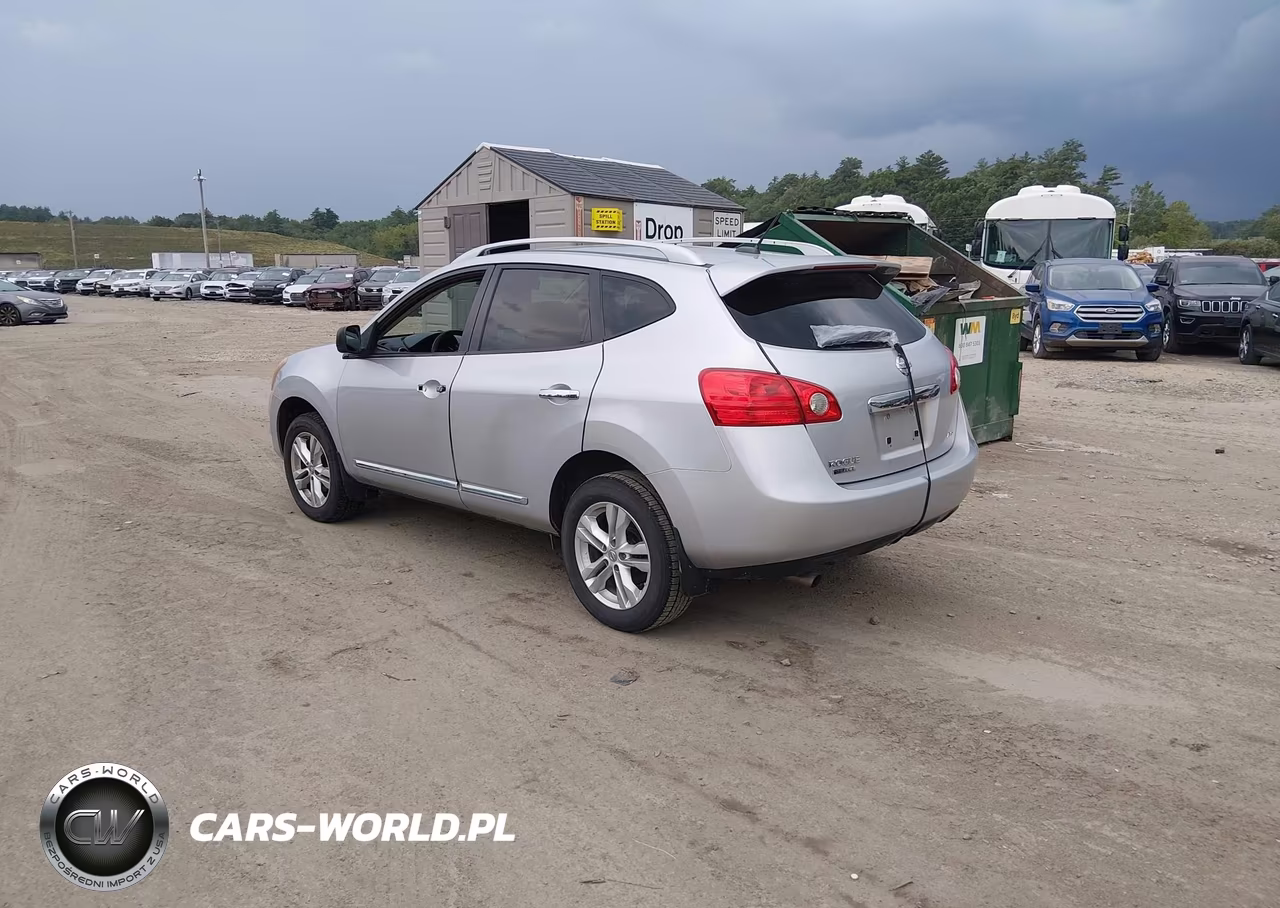 2015 Nissan Rogue Select S VIN:JN8AS5MV4FW254001 - 3
