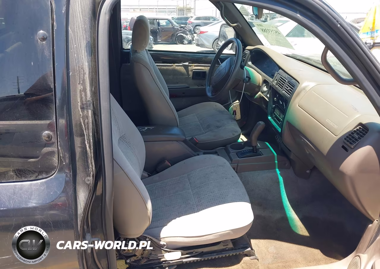 2000 Toyota Tacoma Prerunner V6 VIN:4TASN92N3YZ612929 - 5