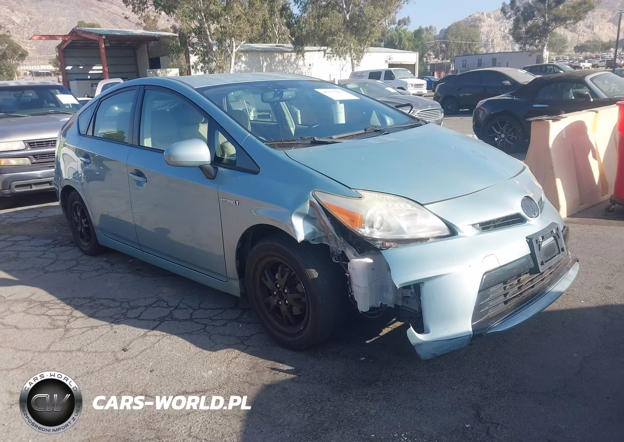 2013 Toyota Prius Four – zdjęcie 1 z 18