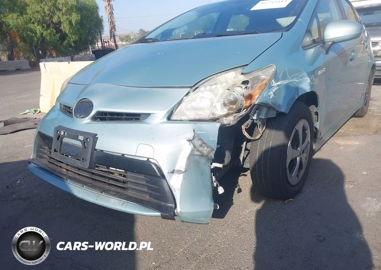 2013 Toyota Prius Four VIN:JTDKN3DU0D5649136 - 12