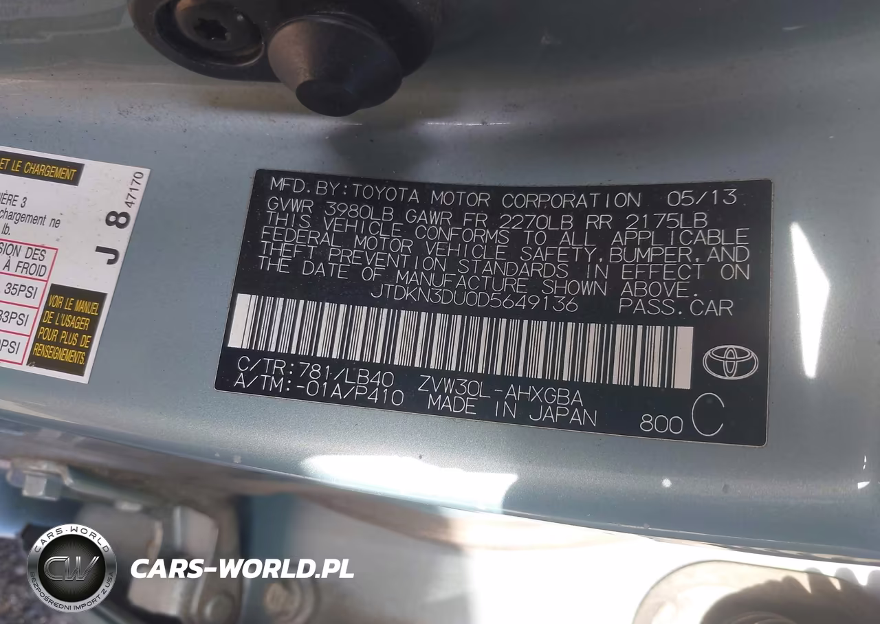2013 Toyota Prius Four VIN:JTDKN3DU0D5649136 - 9