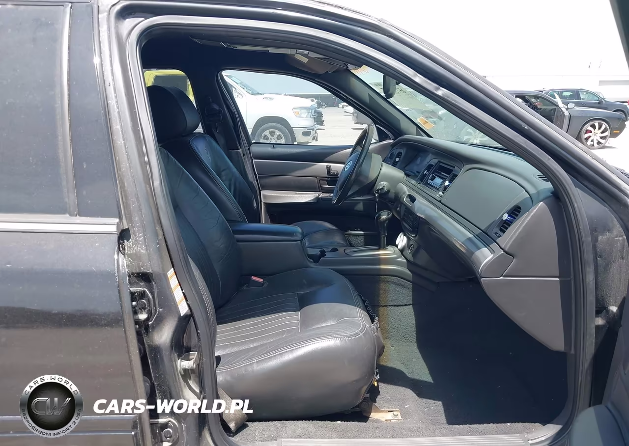 2003 Mercury Marauder VIN:2MEHM75V03X632201 - 5
