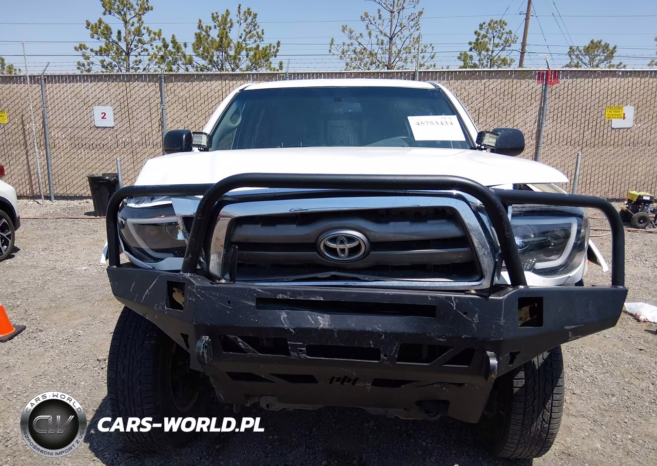2010 Toyota Tacoma Base V6 VIN:3TMMU4FN2AM022466 - 12