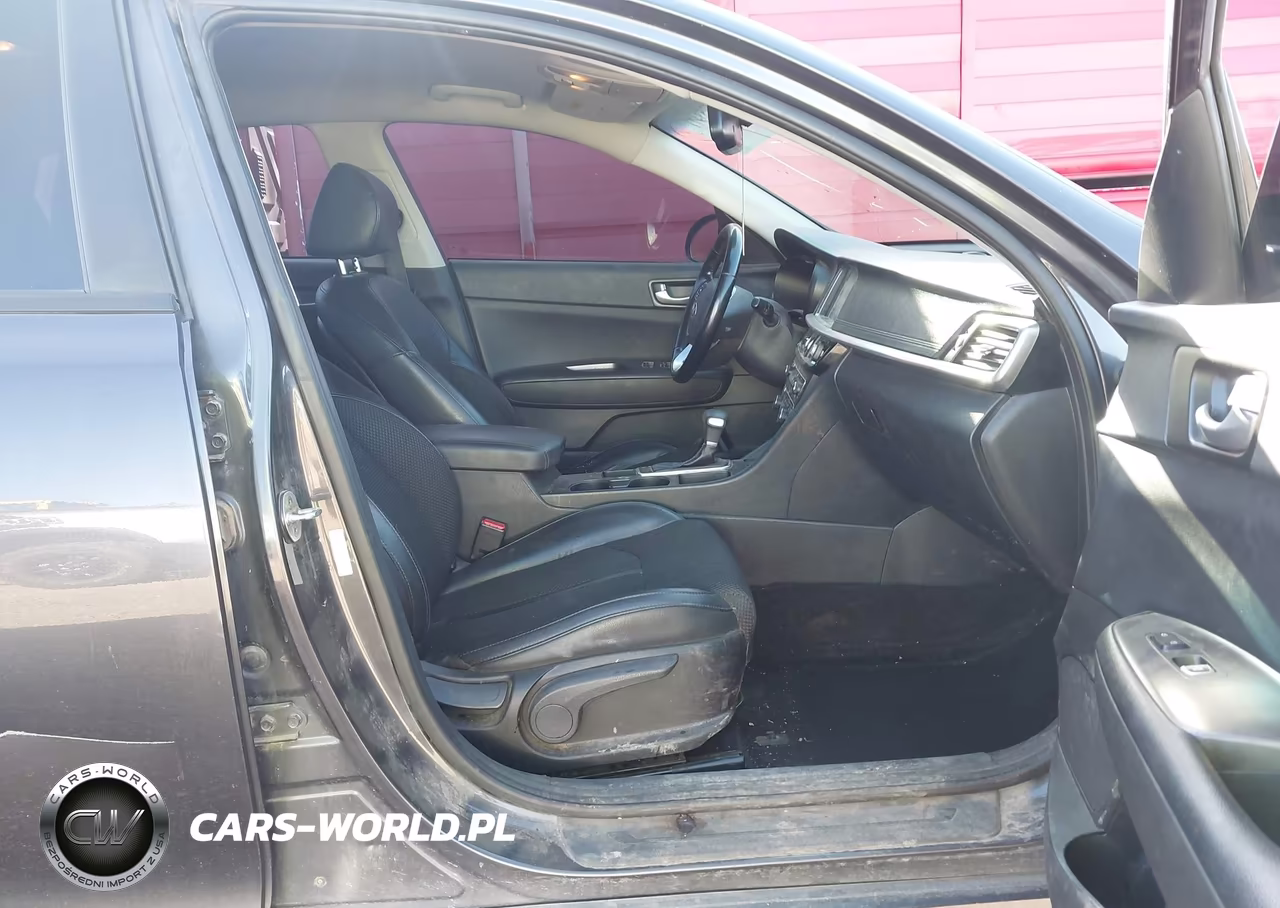 2019 Kia Optima S VIN:5XXGT4L32KG295607 - 5