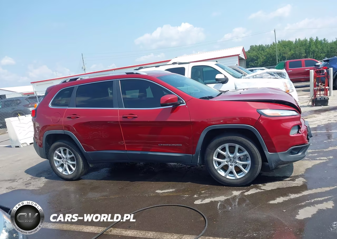 2016 Jeep Cherokee Latitude VIN:1C4PJMCB2GW359938 - 13