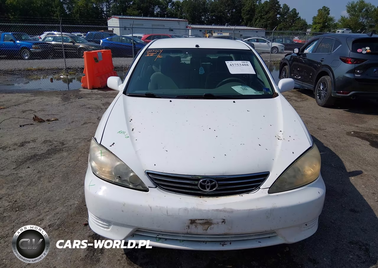2005 Toyota Camry Le VIN:4T1BE30K55U547970 - 12